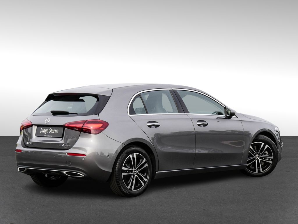 Mercedes-Benz A 250 4M |Progressive|NAVI|MBeam|KEYL|AHK|KAM|LM