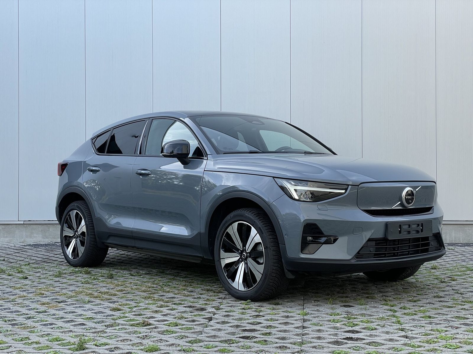 Volvo C40 Twin Motor 78kWh Ultimate PANO ACC BLIS 360 imagem 2