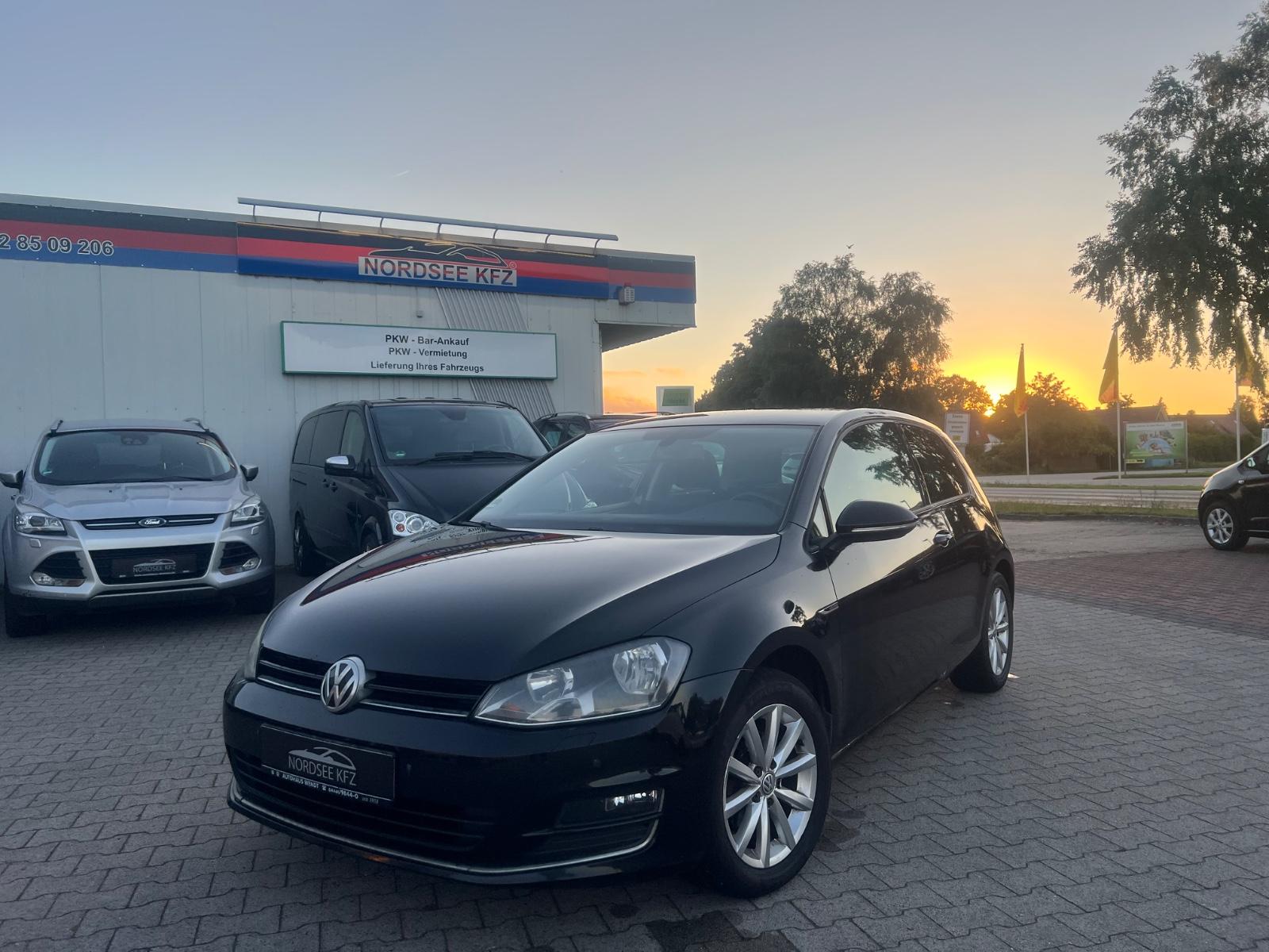 Volkswagen Golf VII Lim. Lounge BMT