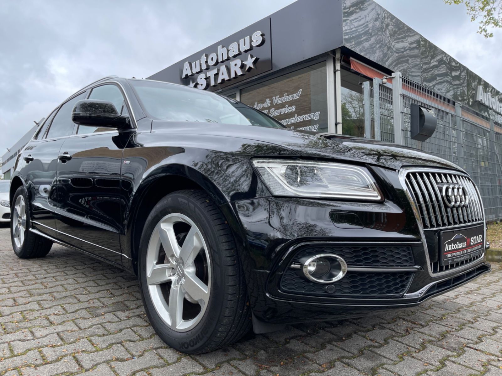 AUDI Q5 2.0 TDI S LINE / PANORAMA - ALCANTARA - DSG