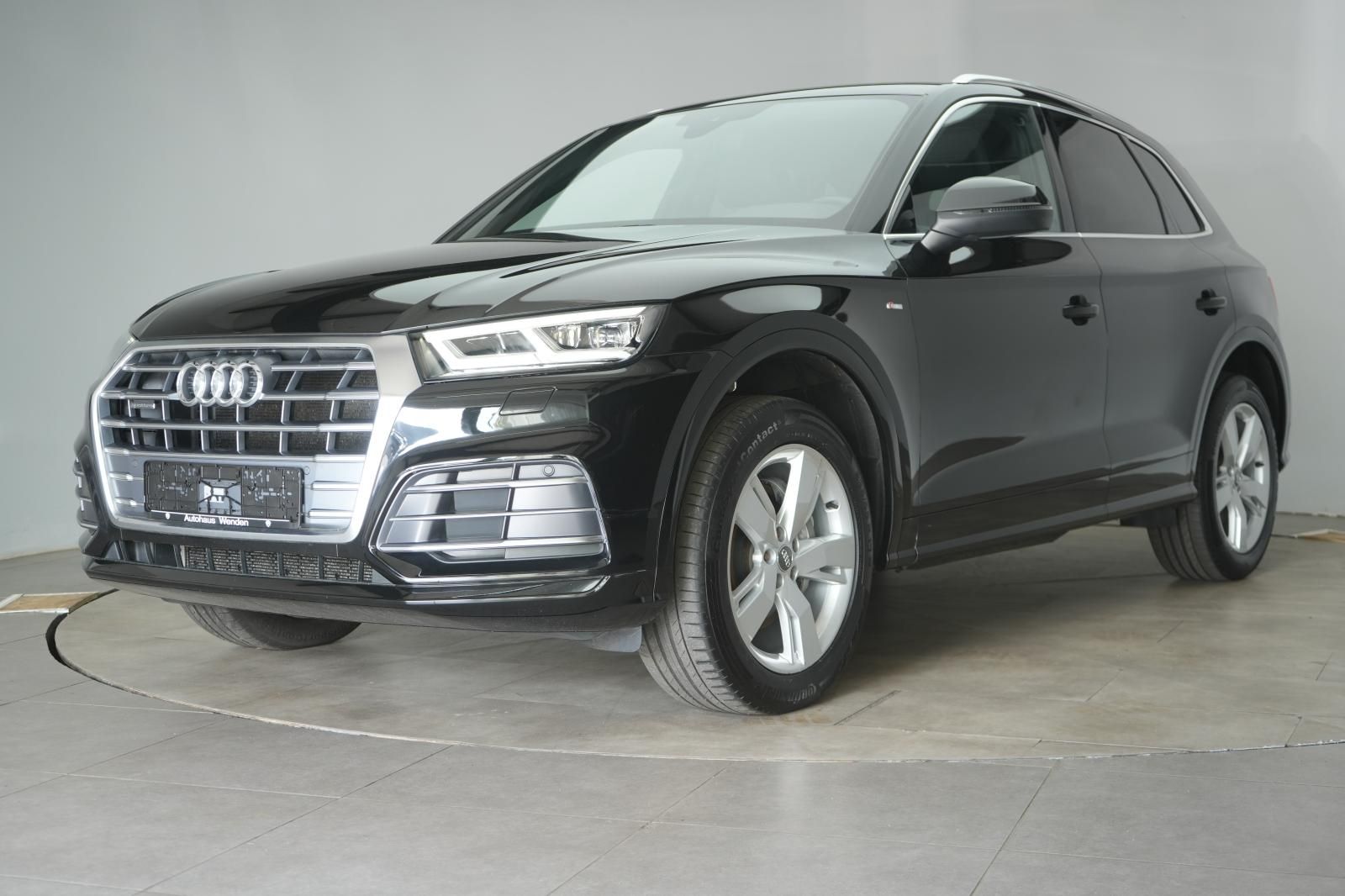 Audi Q5 - 1