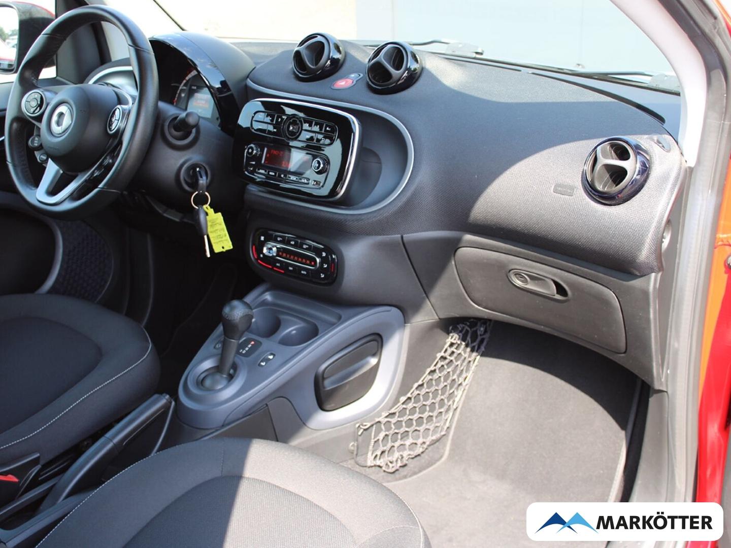Smart fortwo cabrio Basis 66 kW SHZ/LED/KLIMA