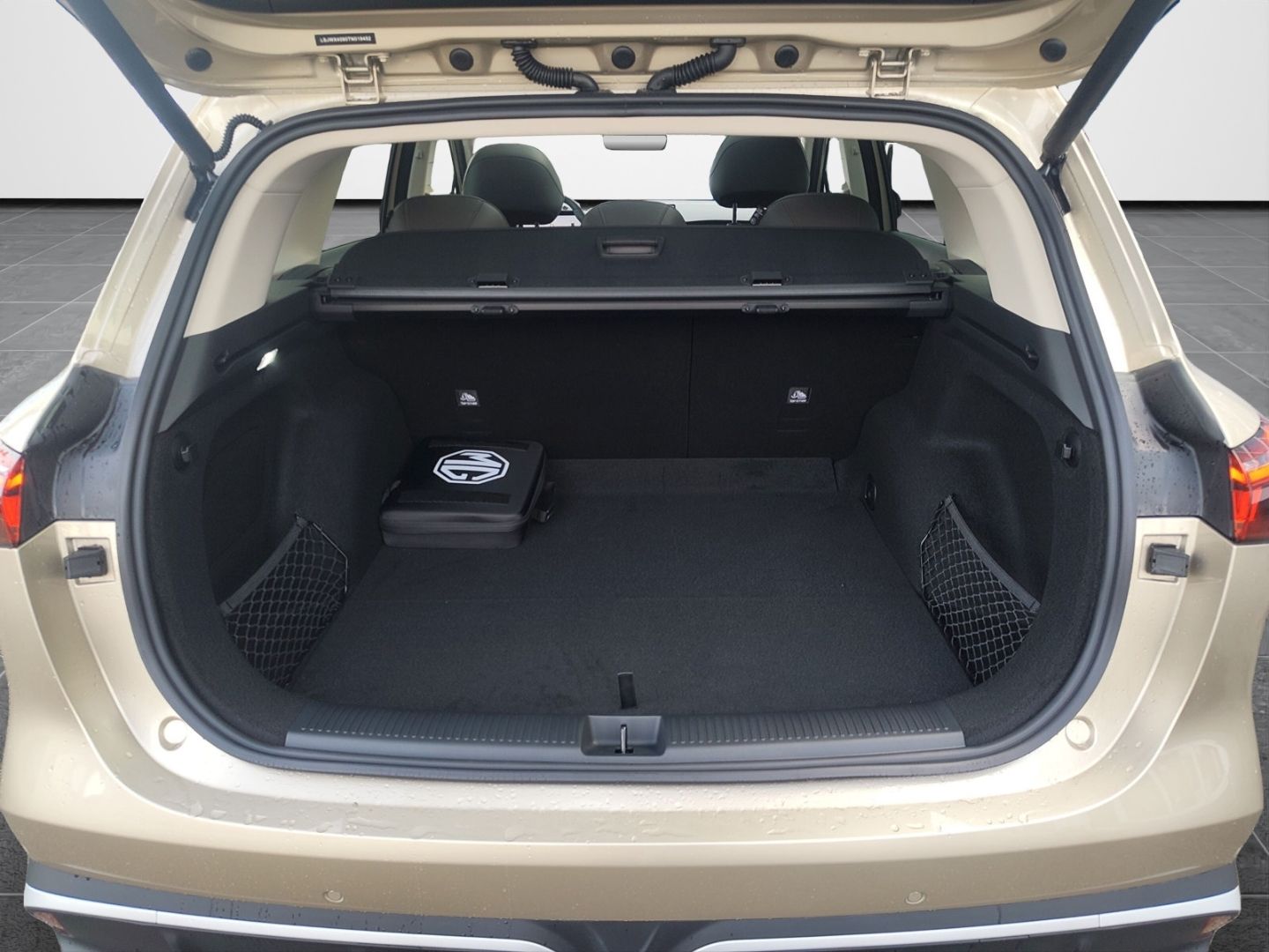 MG S6 EV - Bild 15