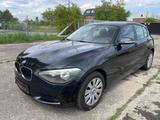 BMW 116d Sport Line - BMW 1er Reihe: Schwarz