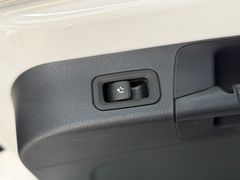 MERCEDES-BENZ GLB 35 AMG*CAM*AMBIENTE*AHK*ACC*NIGHT*SOUND*LED*