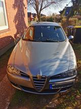 Alfa Romeo Alfa 156 in ordentlichem Zustand - Alfa Romeo 156 mit Diesel-Antrieb