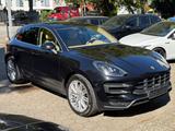 Porsche Macan Turbo Kamera Pano Sitzbelüftung Bose - Porsche Macan: Turbo