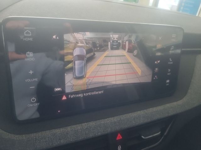 Fahrzeugabbildung SKODA Scala 1.0 TSI DSG Tour NAVI LED-MATRIX KAMERA AC