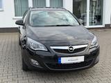 Opel Astra J Sports Tourer Innovation - Opel Astra: Tourer Sport