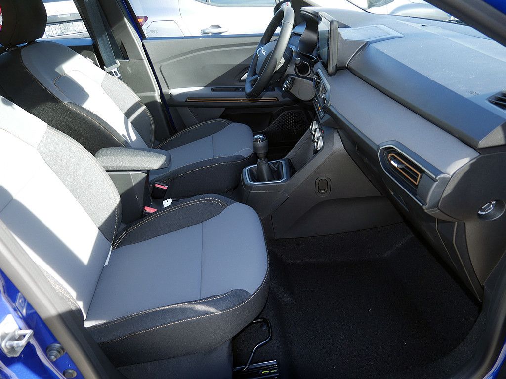 Fahrzeugabbildung Dacia Sandero Stepway Extreme TCe 110