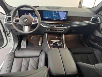 BMW X6 - 12