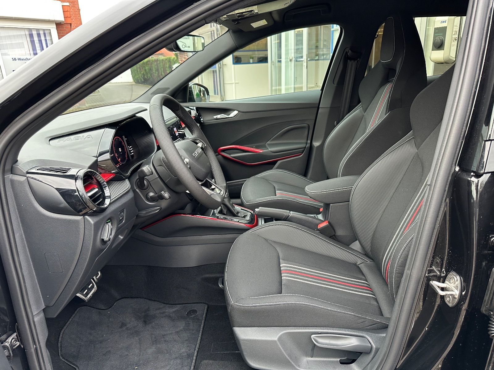 Fahrzeugabbildung SKODA Fabia Monte Carlo 1.0 TSI DSG ACC/SHZG/CarPlay