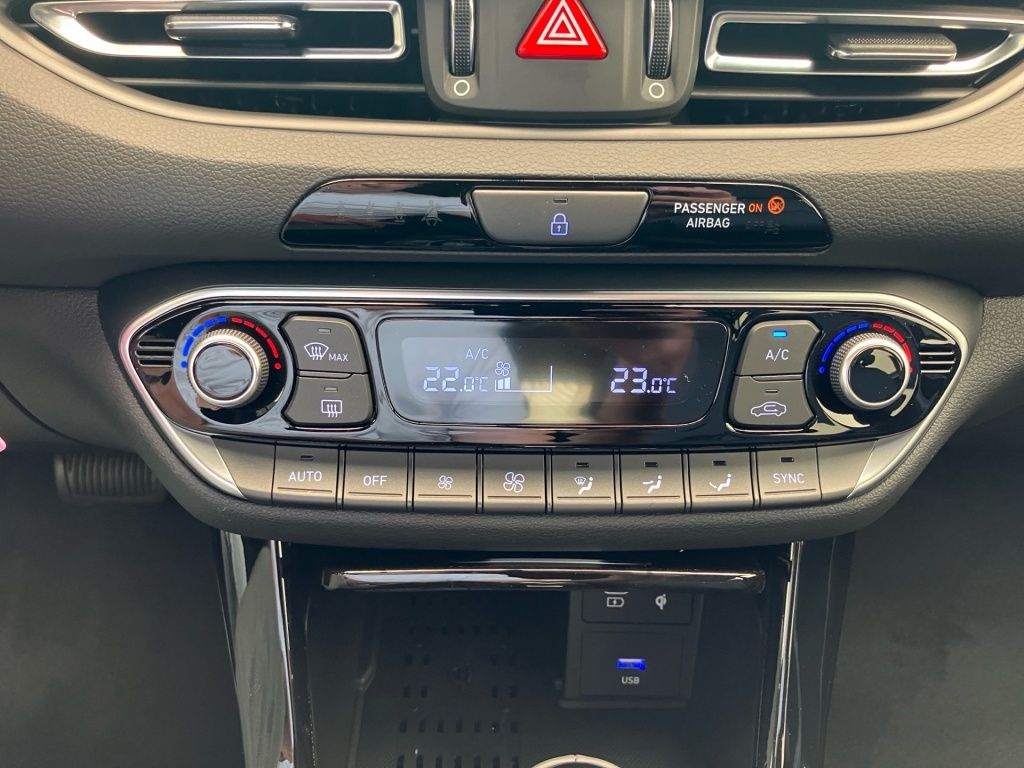 Fahrzeugabbildung Hyundai i30 1.6 T-GDI 7-DCT Trend 2xKlima ACC AUT Kam.