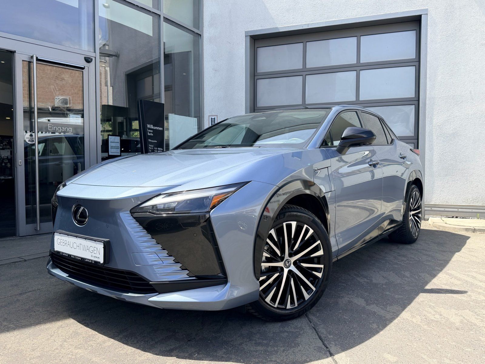 Lexus RZ450e Luxury DIRECT4 * All-Wetter-Reifen * imagem 2