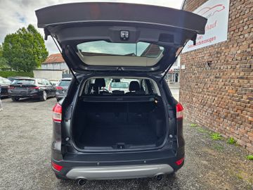 Ford Kuga - 11