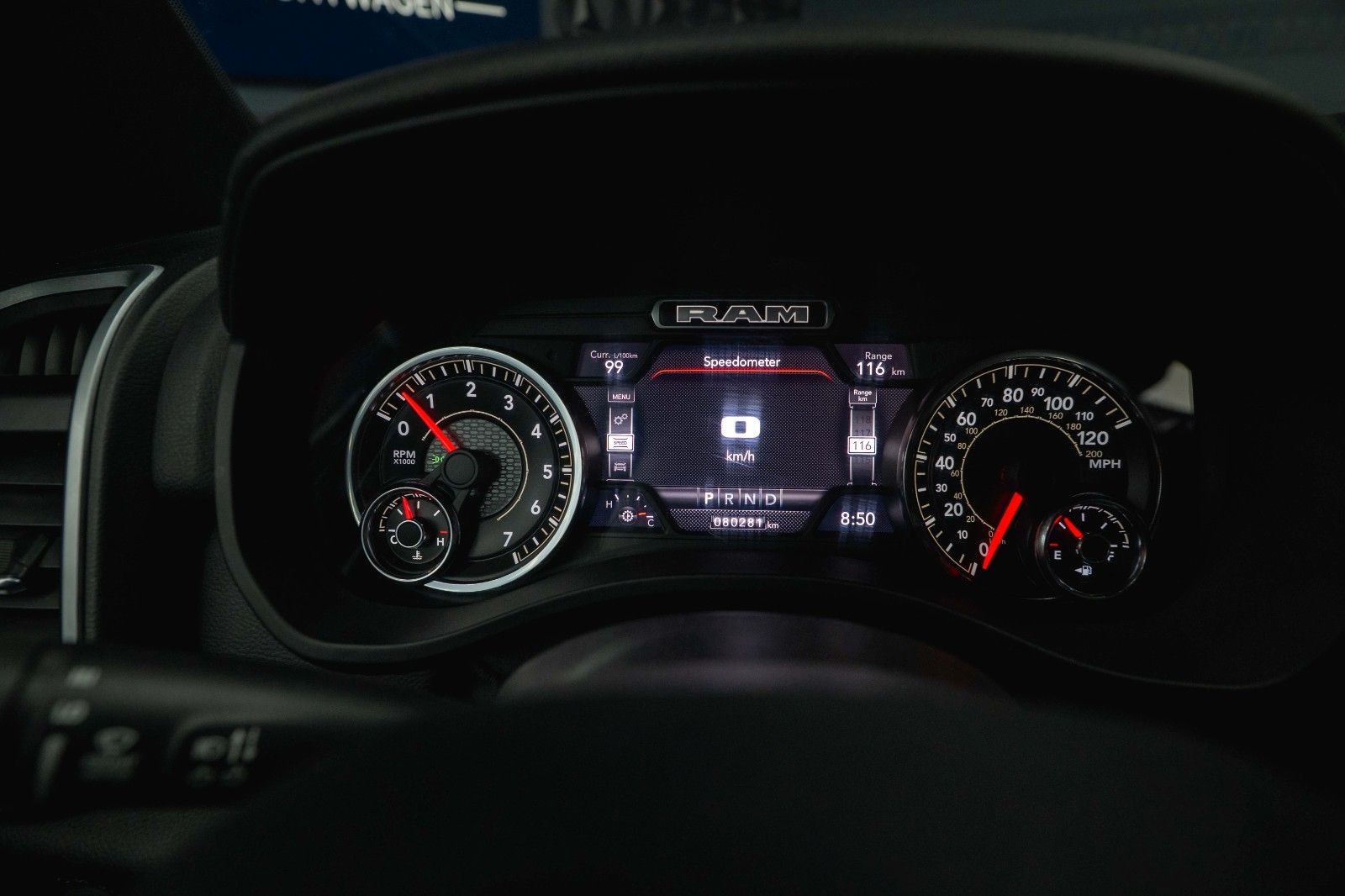 Fahrzeugabbildung Dodge RAM 5.7 V8 HEMI 4x4 OFFROAD Night-Paket *LED*19%