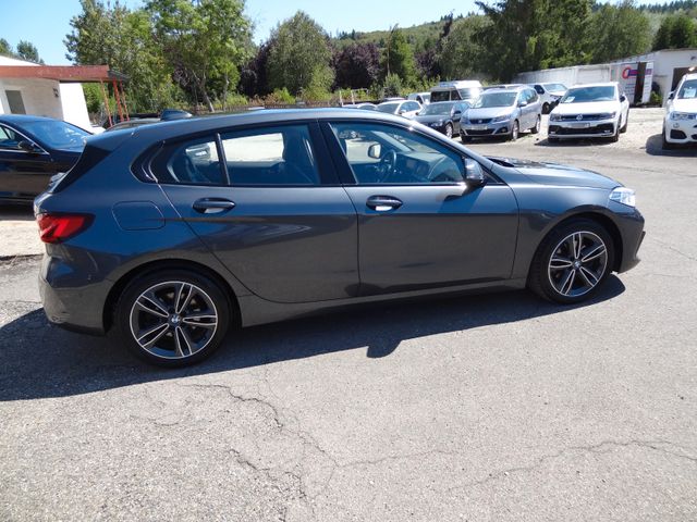 Fahrzeugabbildung BMW 118d Sport Line/2.Hd/Virtual/Leder/HUD/Navi/Kam/