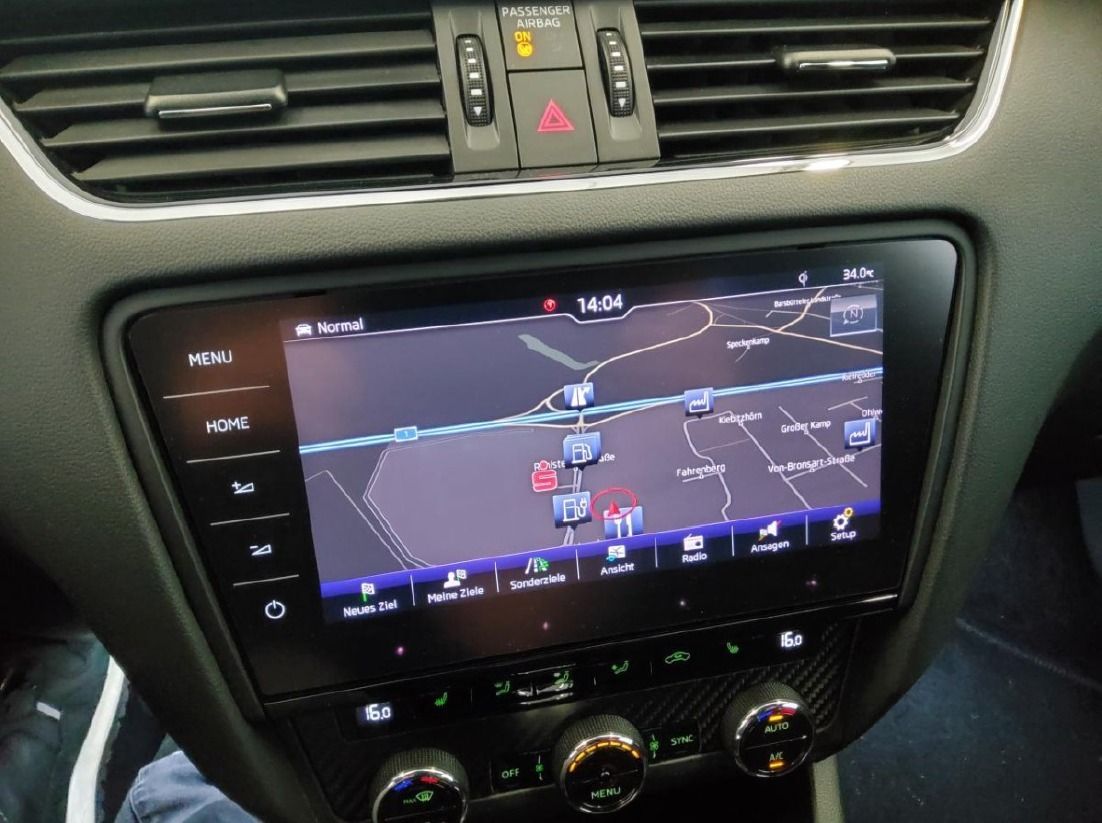 Fahrzeugabbildung SKODA Octavia Combi 20TSI DSG RS60 Sondermodell limit.
