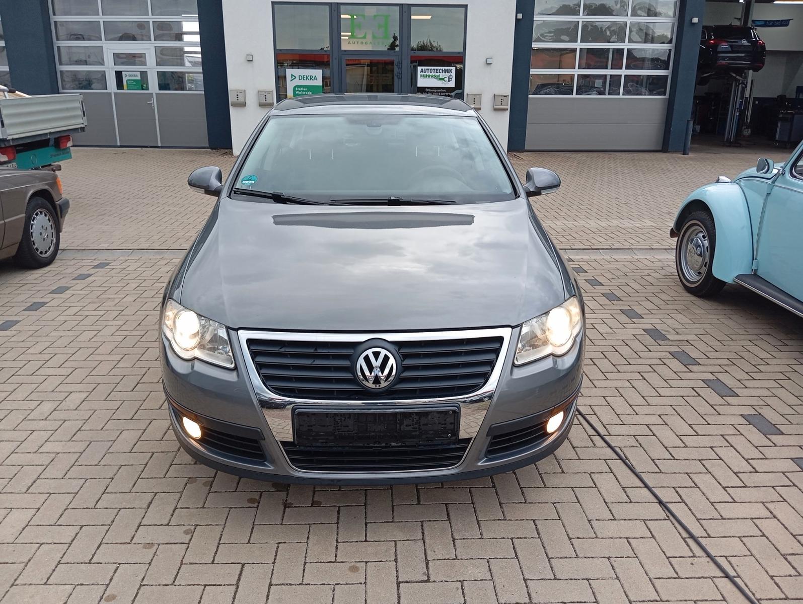 Volkswagen Passat Lim. ,SZH,AHK, SERV/TÜV NEU