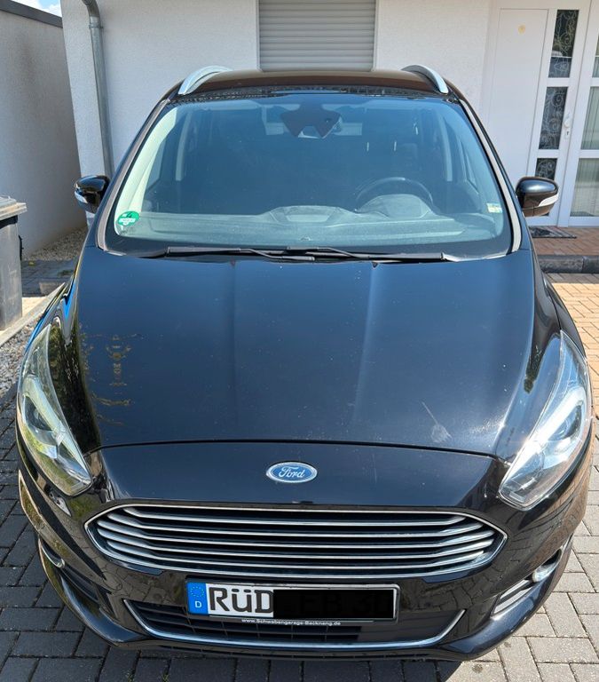 Image of Ford S-Max