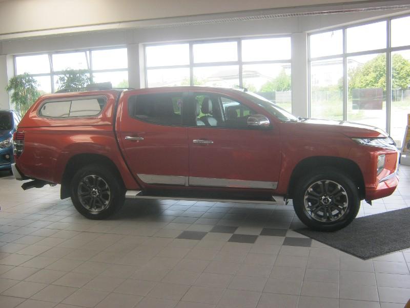 Mitsubishi L200 DK TOP mit Navi 2.2 DI-D 4WD Automatik