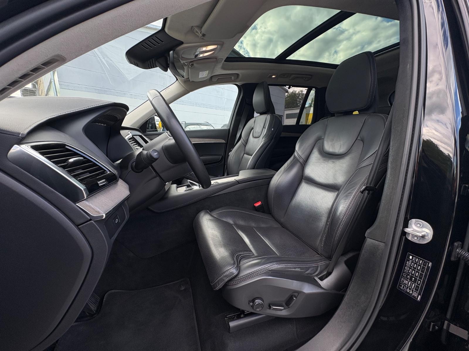 Volvo XC90 B5 ULTIMATE BRIGHT AWD -LUFT-AHK-7SITZER-