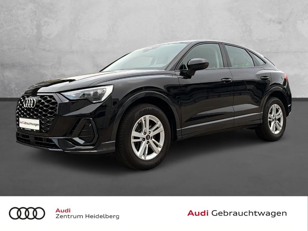 Image of Audi Q3