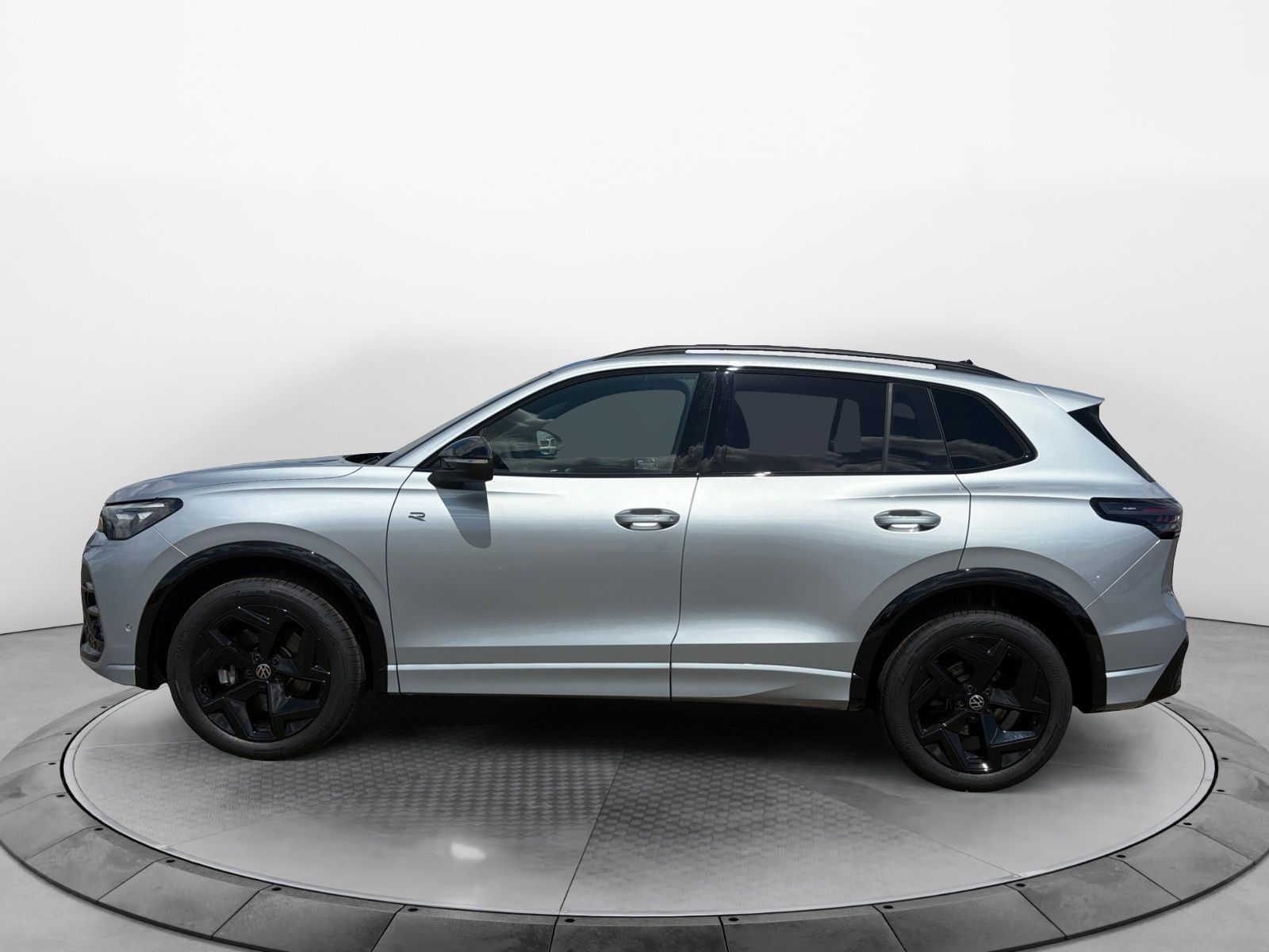 Volkswagen Tiguan 2.0 TDI R-Line 4M DSG AHK Pano Navi LED imagem 3