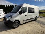 Opel Movano B Kasten/Kombi HKa L2H2 3,5t - silberne Opel Movano