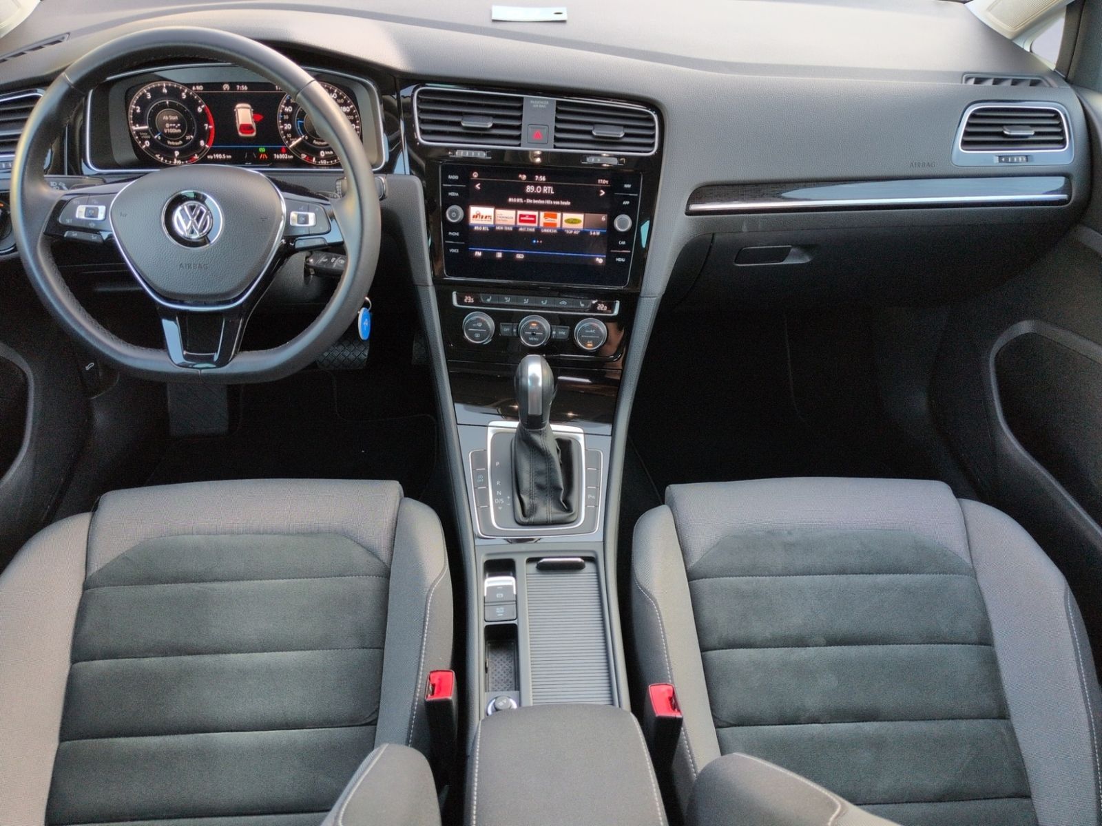 Golf VII Variant 1.5 TSI DSG Highline NAVI+AHK+