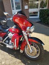 Harley-Davidson E Glide CVO - Harley-Davidson Motorräder in Bochum