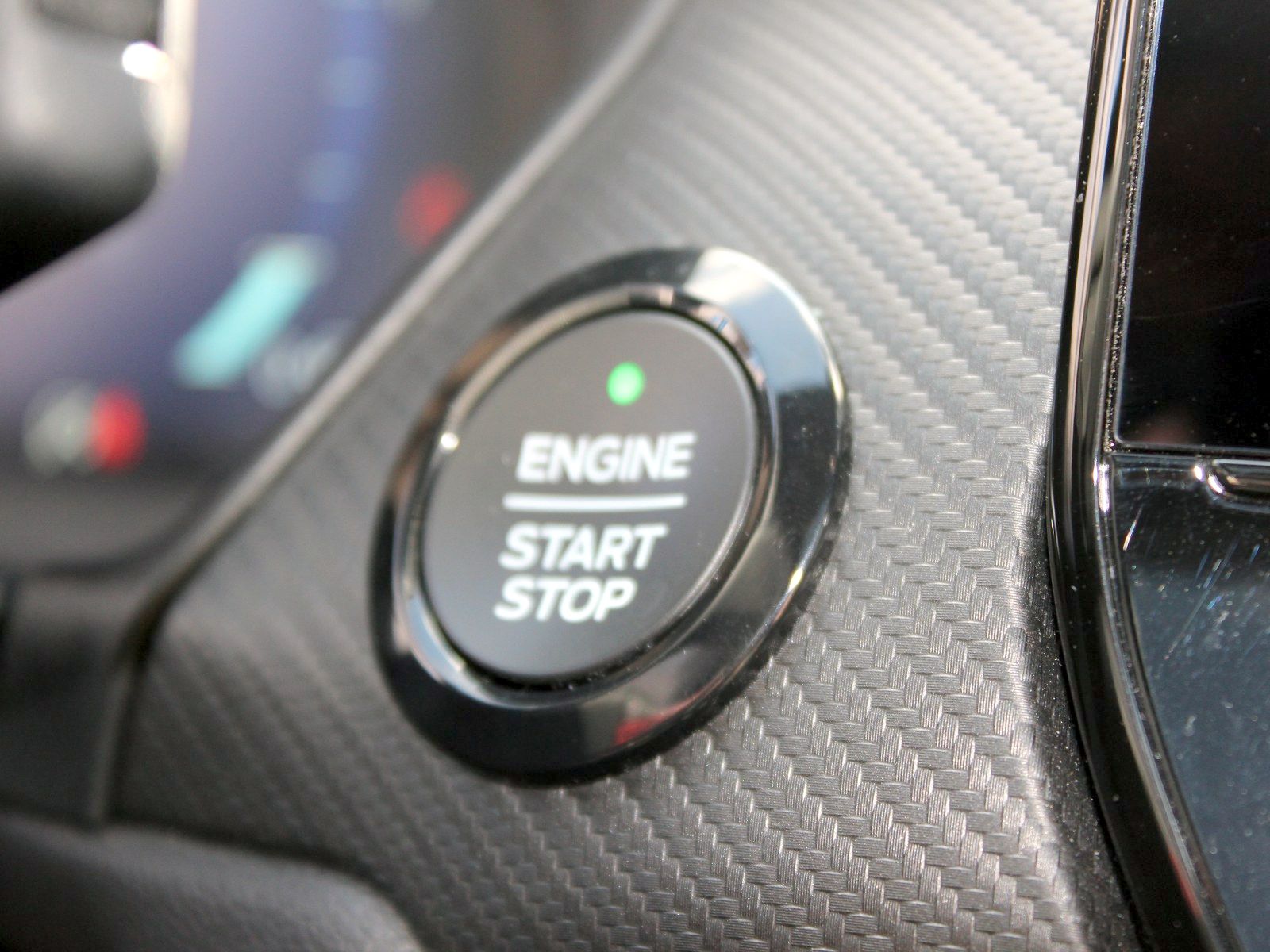 Fahrzeugabbildung Ford Puma ST-Line X 1,0 EcoBoost Mild Hybrid