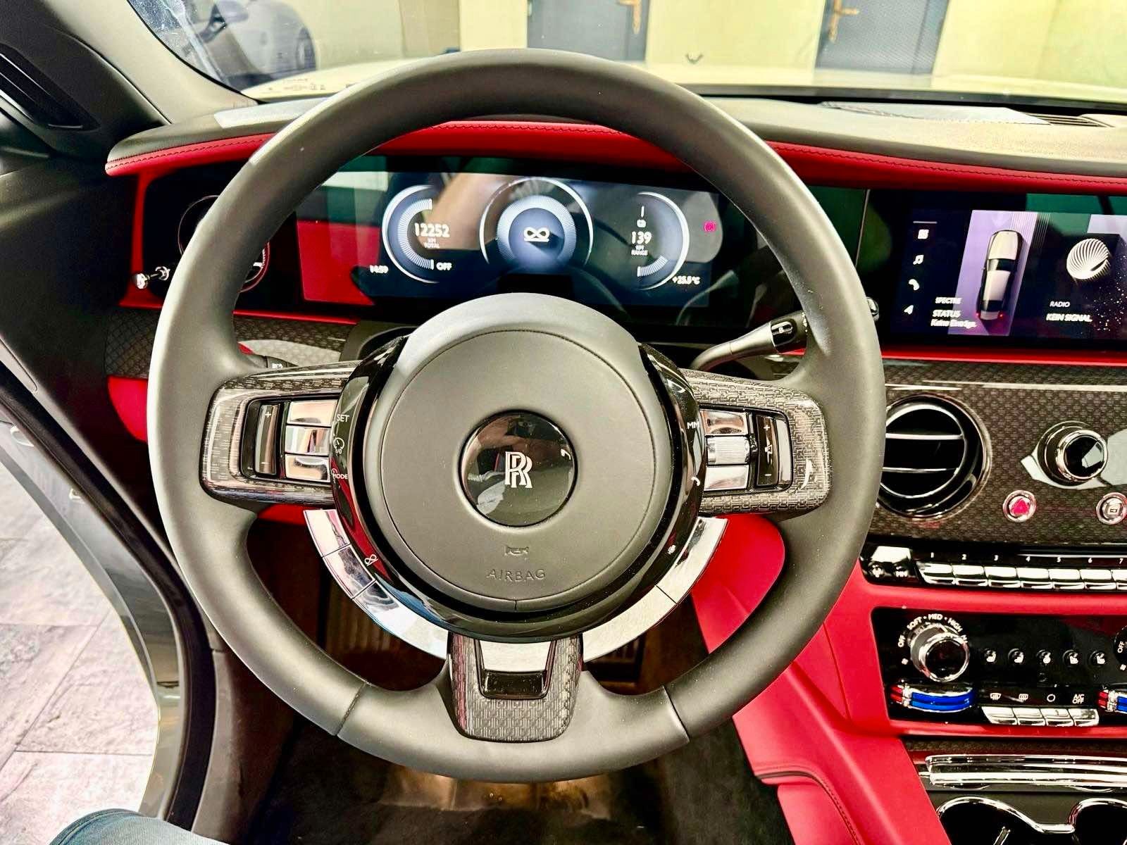 Rolls-Royce Spectre - Black Badge Spectre foto 11