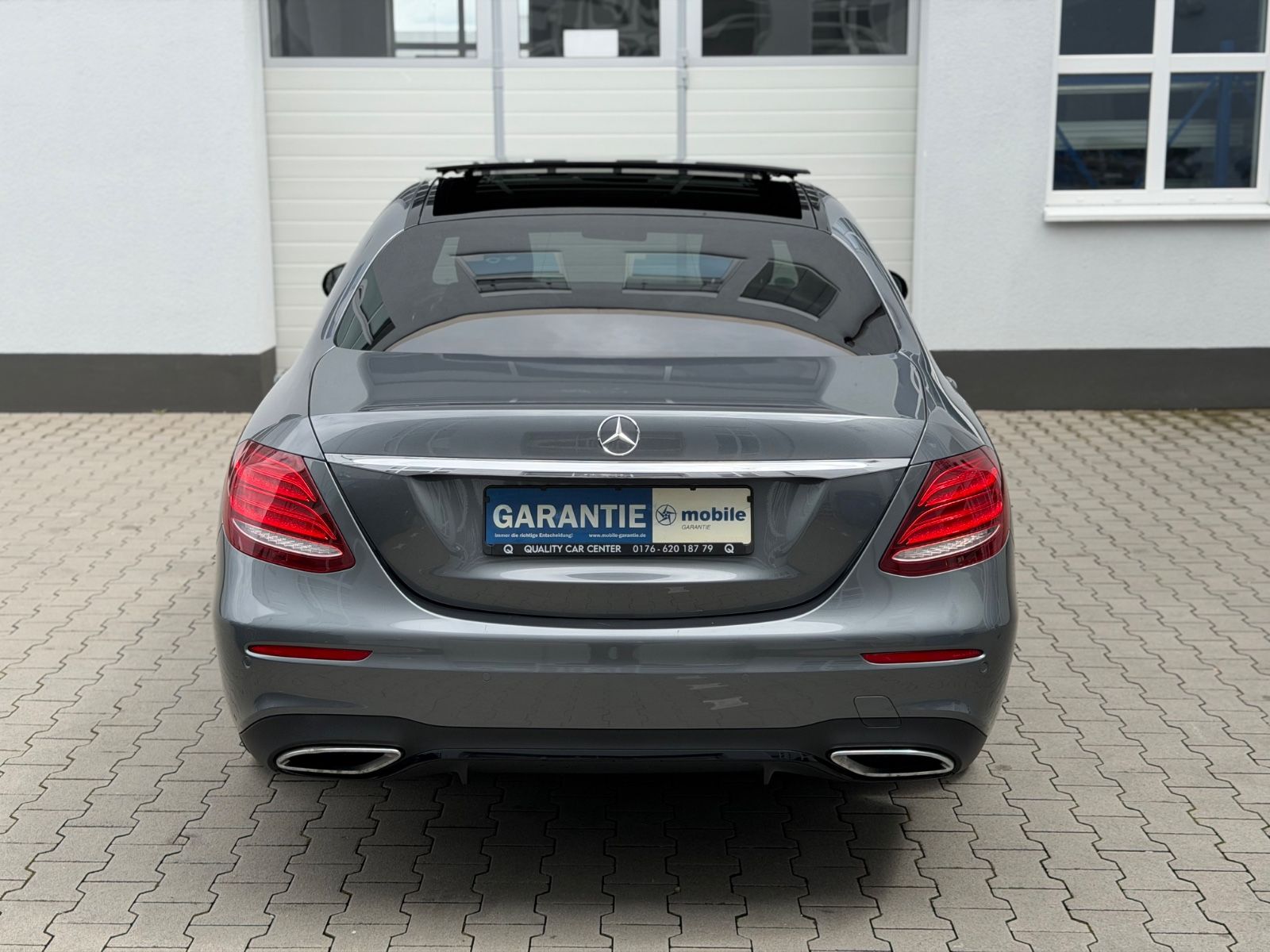 Mercedes-Benz E 220 d 9G AMG NIGHT *PANO*SPUR*2H* foto 20