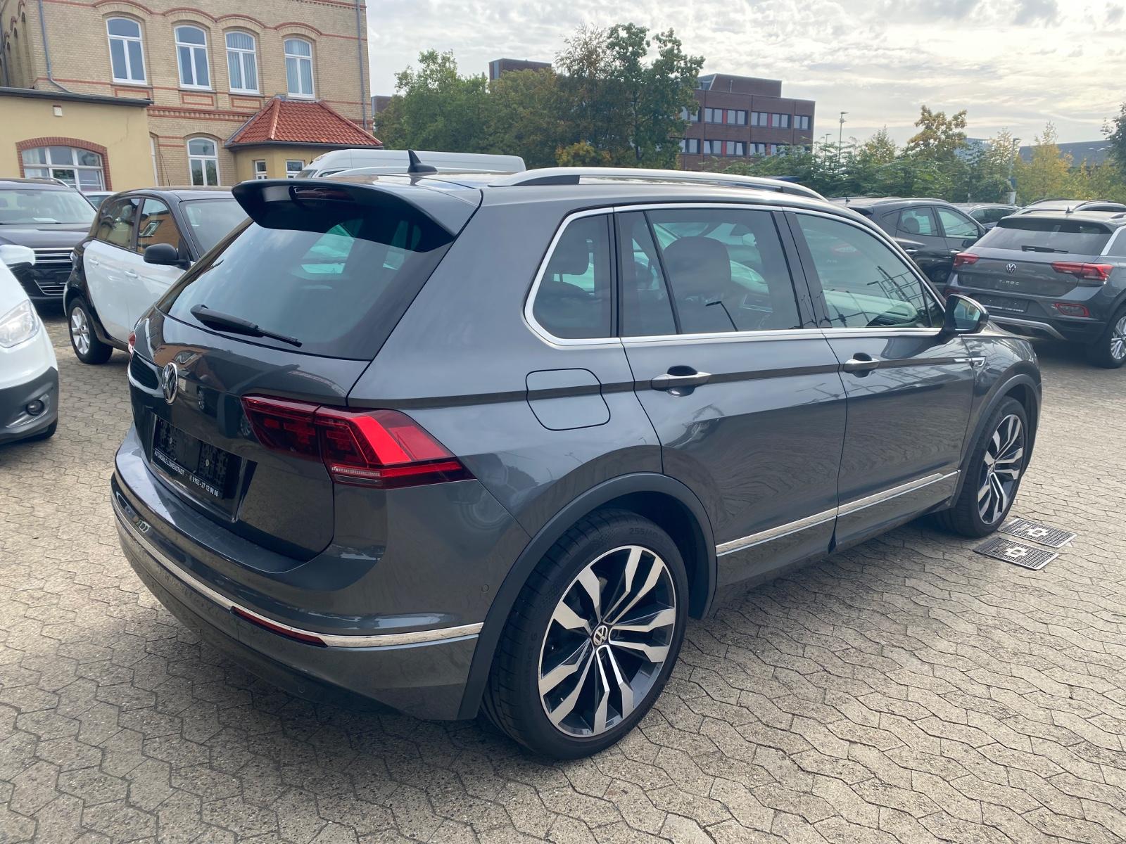 Volkswagen Tiguan Highline 4Motion*DSG*R-Line*