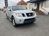 Nissan Navara Pickup Double Cab SE 4X4 Allrad/Klima/SHZ - gebrauchte Nissan Navara aus dem Jahr 2010