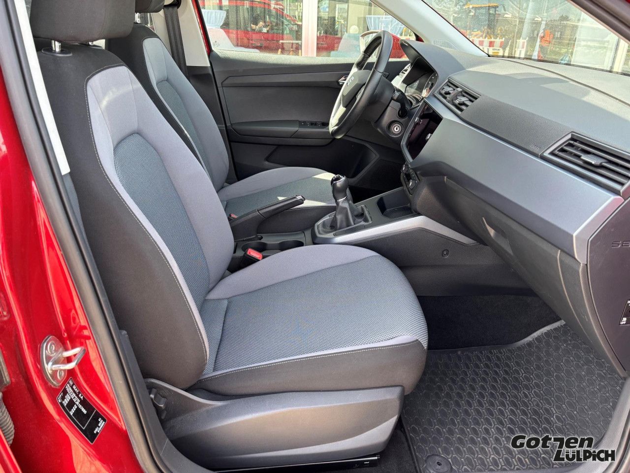 Fahrzeugabbildung SEAT Arona 1.0 TSI Style Style 1,0TSI Climatronic