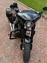 Harley-Davidson Sport Glide (FLSB) in Vivid Black - HARLEY-DAVIDSON BLACK