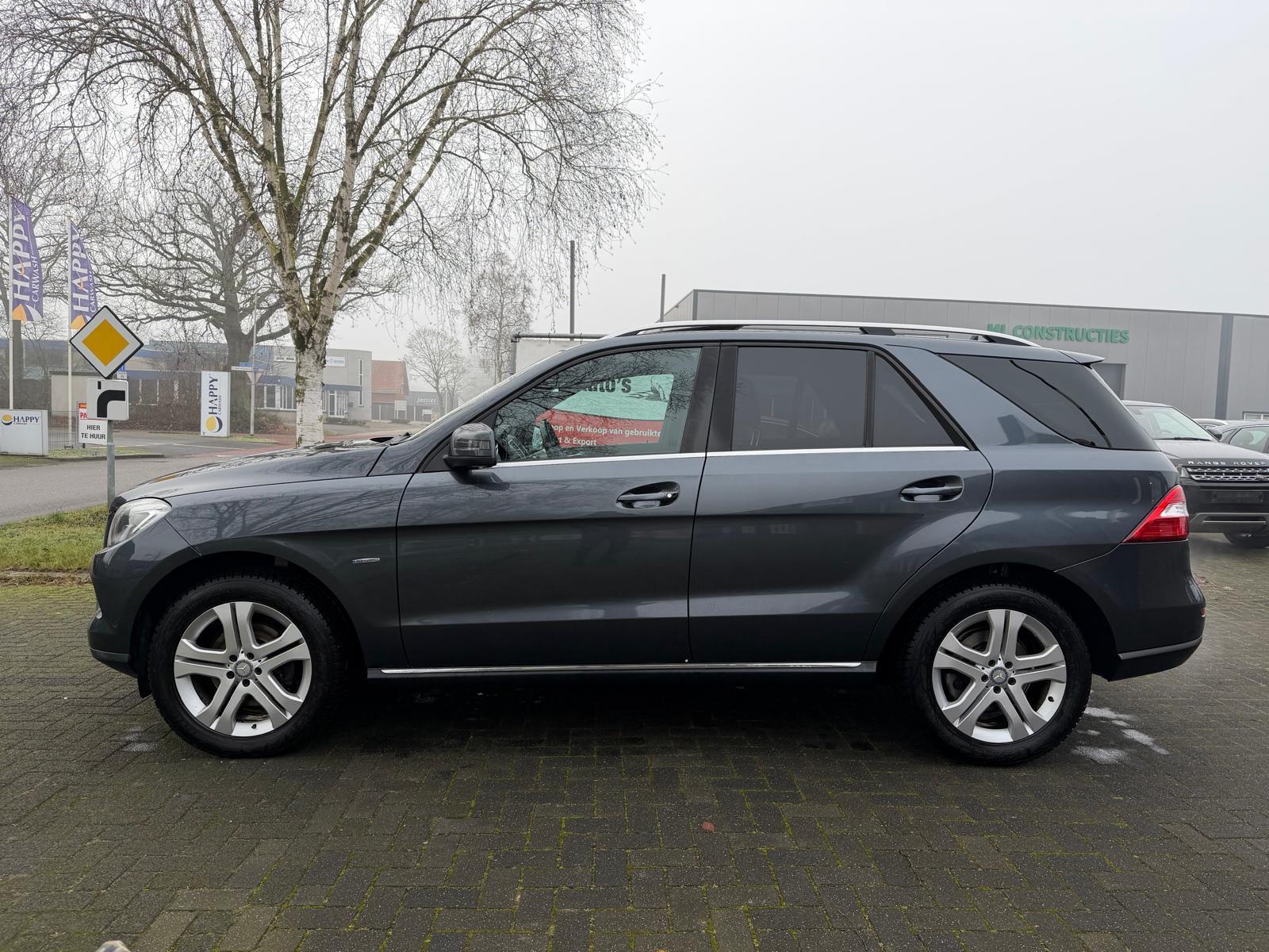 Mercedes-Benz ML 350 CDI *PANORAMA* *VOLLAUSSTATUNG*