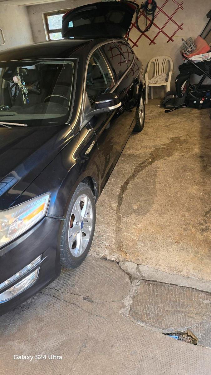 Ford Mondeo 2011 — engine 116 HP (85kW)