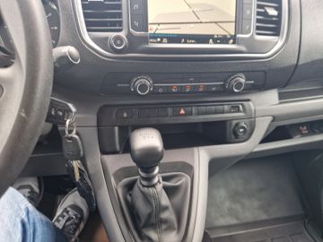 Bild 19 Opel Vivaro Zafira Kombi L