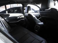 BMW 330 - Vorschau Bild 3