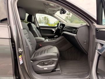 Volkswagen Touareg - 10