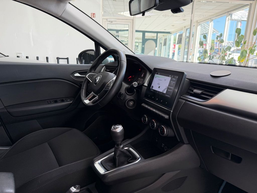 RENAULT Captur II Zen NAVI CAM LED PDC CARPLAY RENAULT Captur II Zen NAVI CAM LED PDC CARPLAY