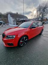 Skoda Octavia 2.0 TSI DSG RS 230 Combi RS - Skoda Octavia von privat