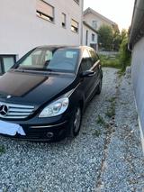 Mercedes-Benz Mercedes b Klasse 200 oder tauschen - Mercedes-Benz E 200: Kleinwagen