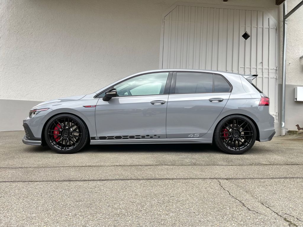 Image of Volkswagen Golf