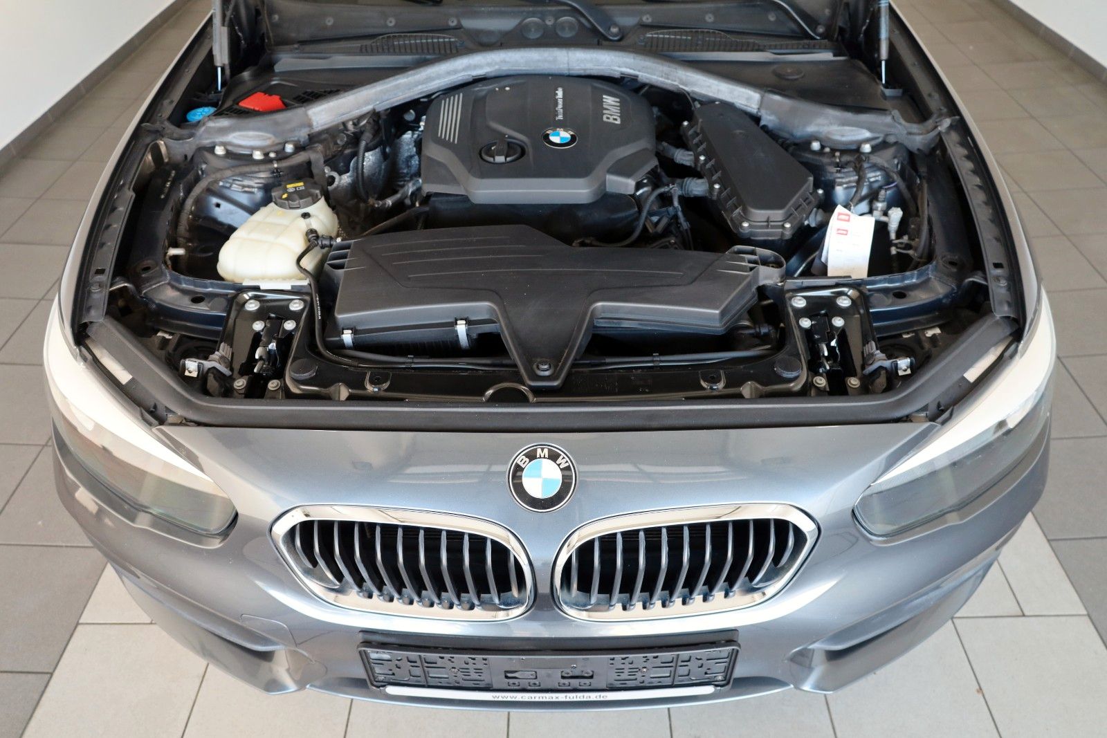 Fahrzeugabbildung BMW 116 d Advantage 5-Türig,Navi,SH,Tempomat,PDC