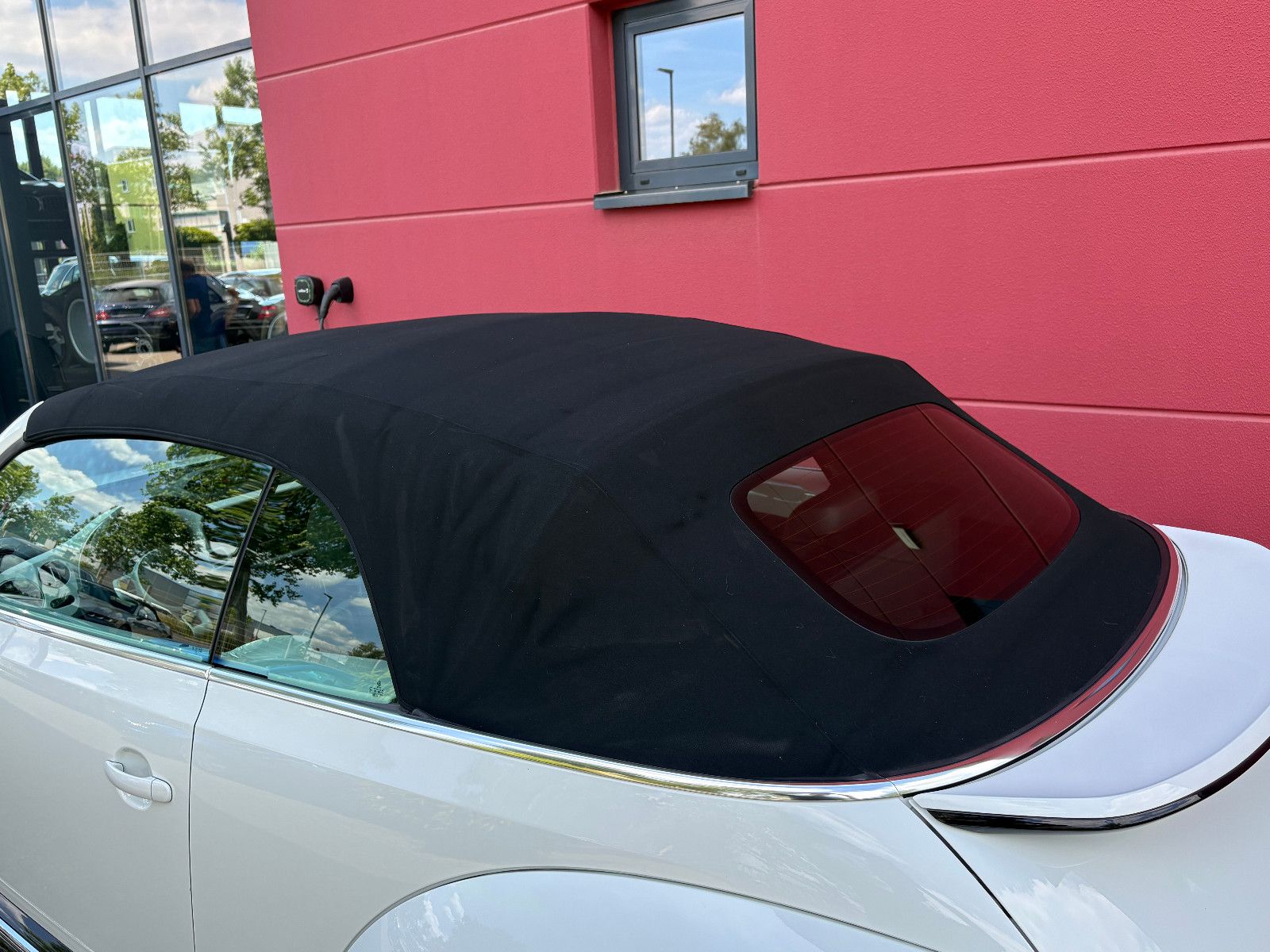 Volkswagen BEETLE CABRIO 1.4 TSI DSG R-LINE SPORT LEDER TOP foto 24