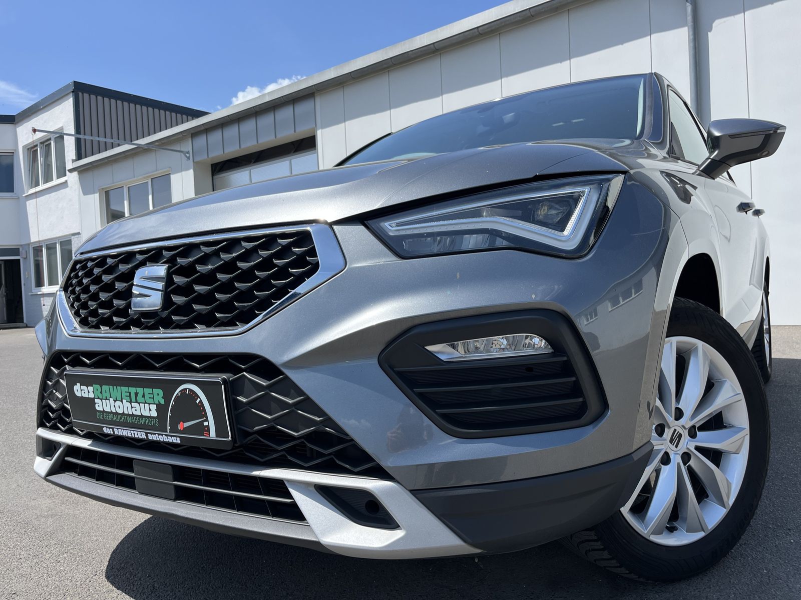 SEAT Ateca 1.5 TSI Style Navi 131€ m.20% Anz. SHZ LR-